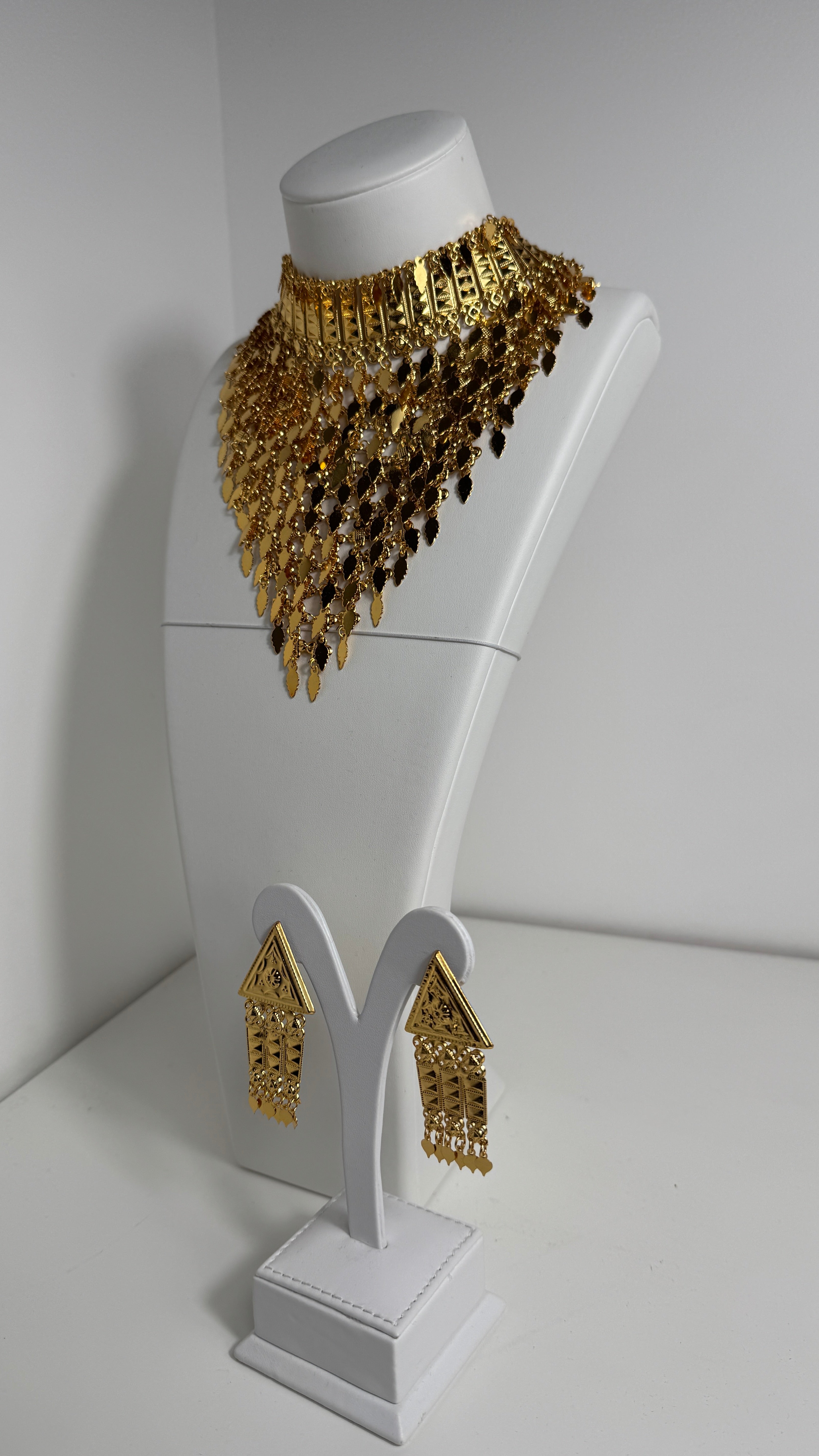 ANCIEN GERMANE BLING
