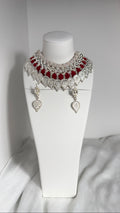 Collier Hind