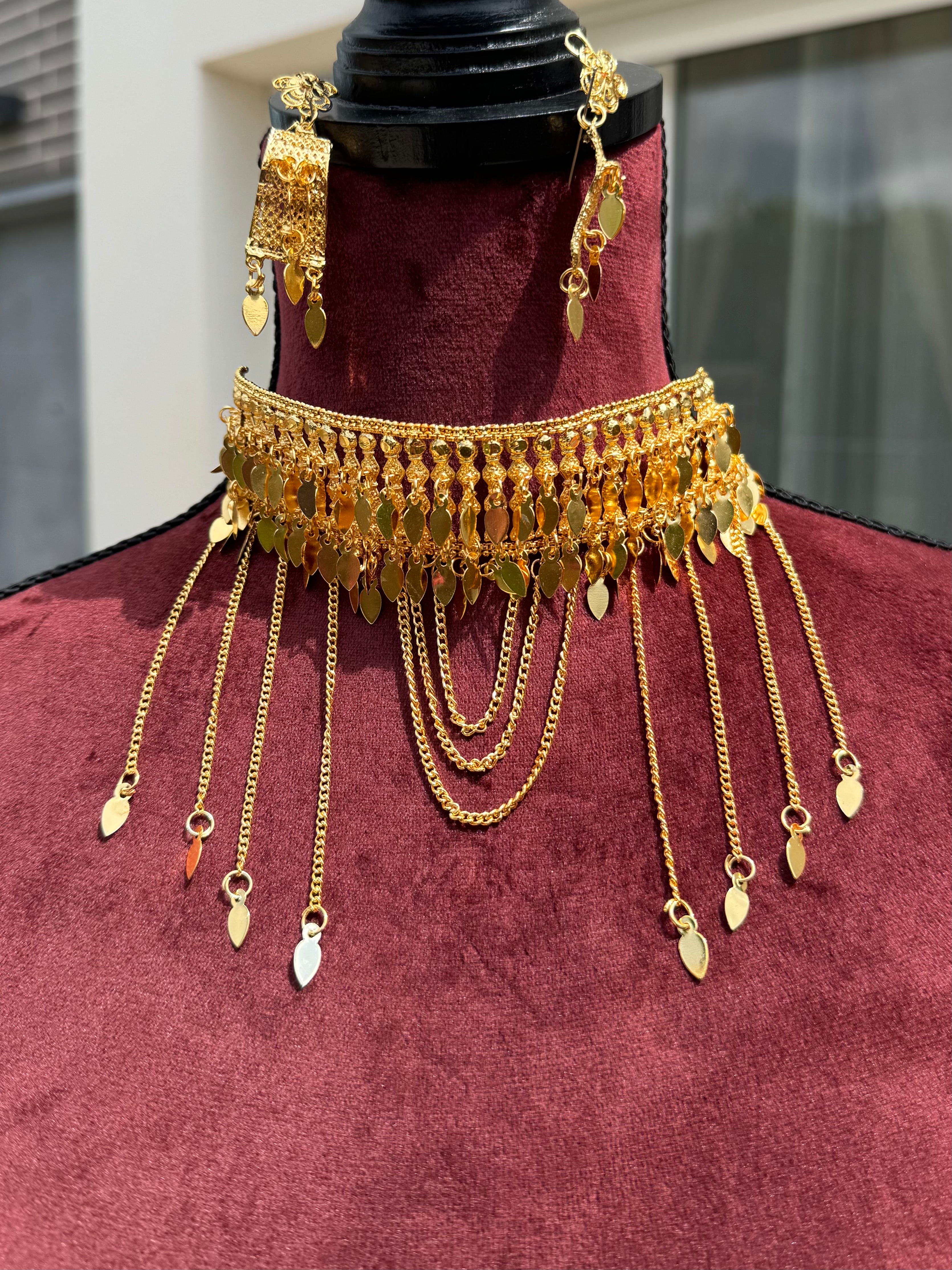 Collier ras le cou n•6