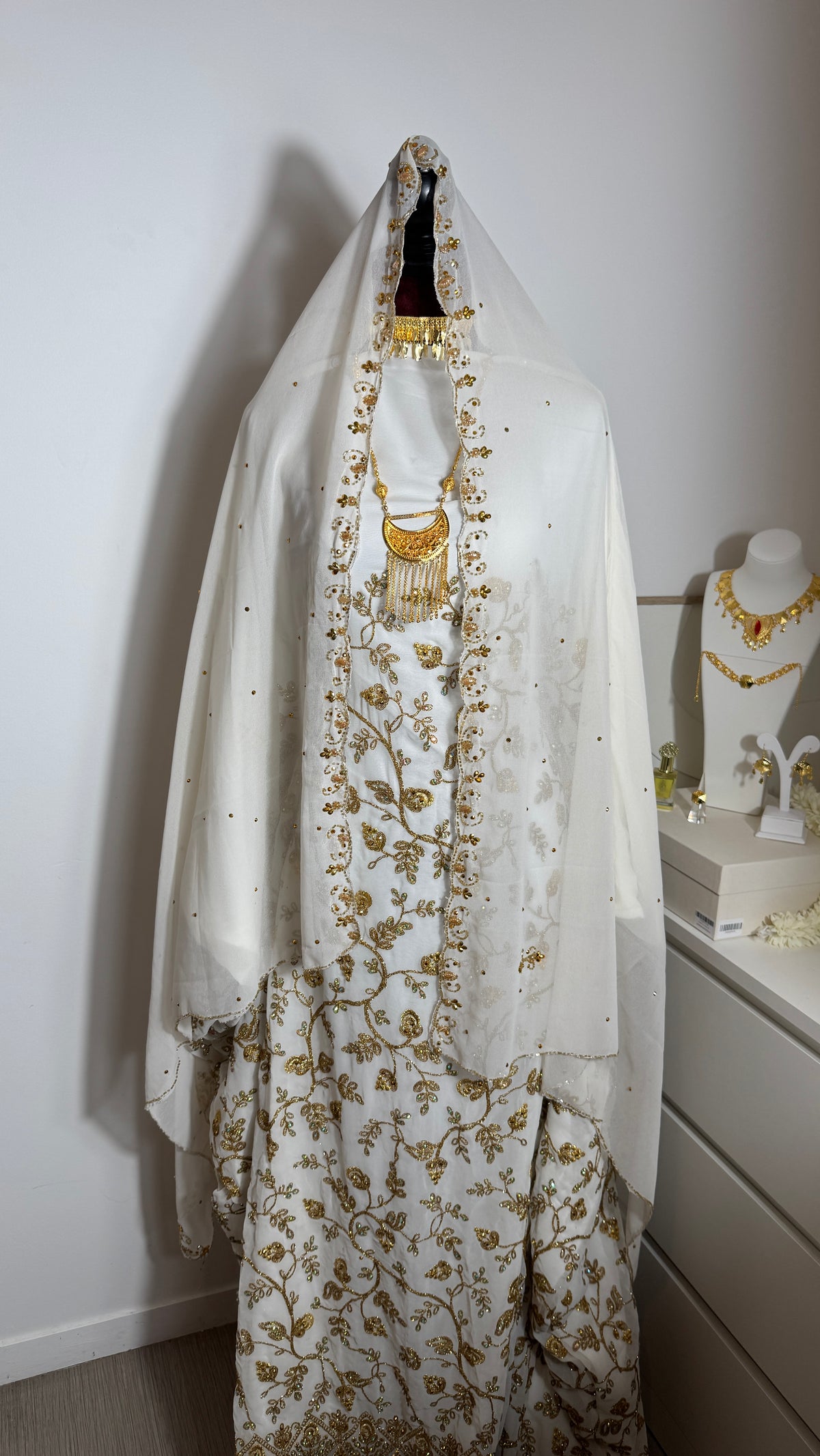 Robe Faoula Blanche